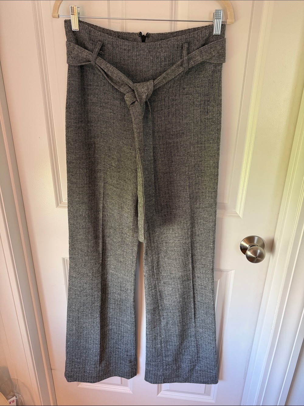 Mango High-Waist Gray Wide-Leg Pants with Tie Belt